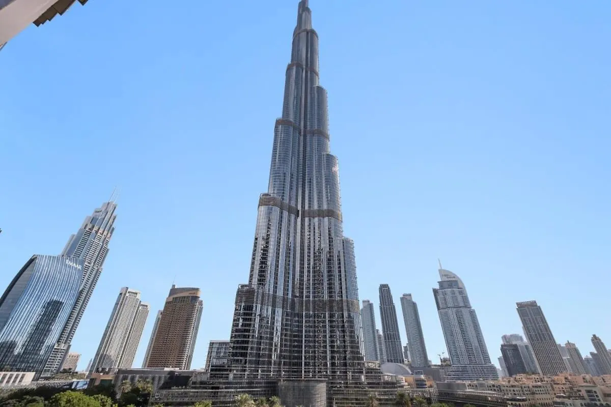 Luxurious 3-Bedroom Apartment Facing Burj Khalifa In The Address Dubai Opera United Arab Emirates
