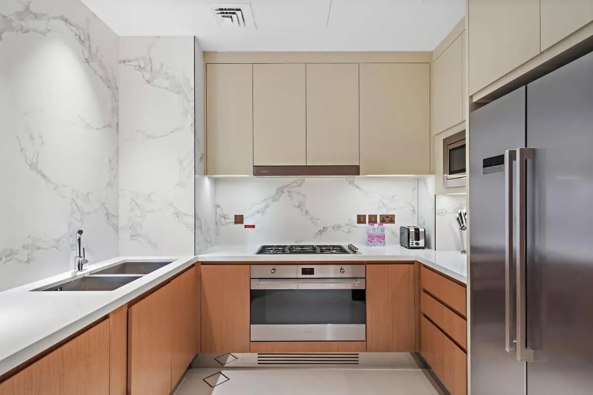 Luxurious 3-Bedroom Apartment Facing Burj Khalifa In The Address Dubai Opera