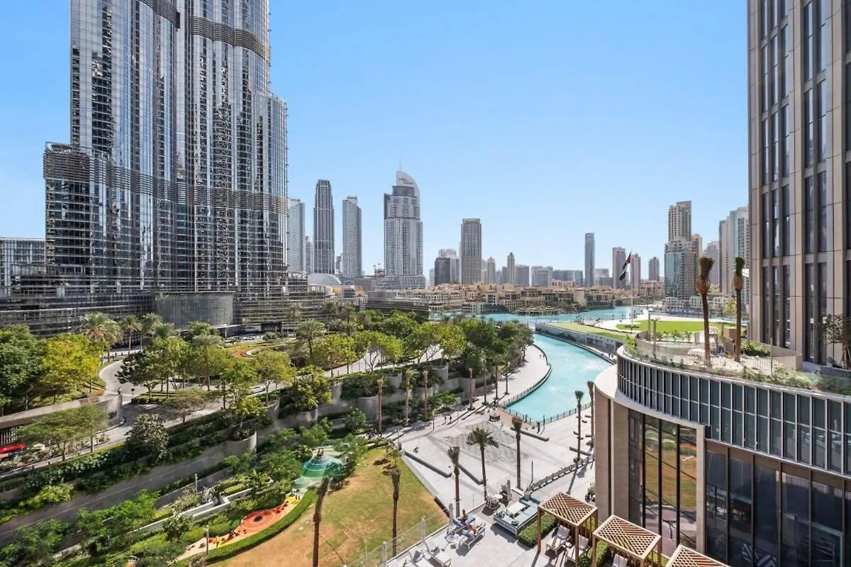 Luxurious 3-Bedroom Apartment Facing Burj Khalifa In The Address Dubai Opera United Arab Emirates