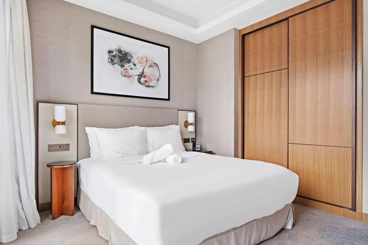 Luxurious 3-Bedroom Apartment Facing Burj Khalifa In The Address Dubai Opera